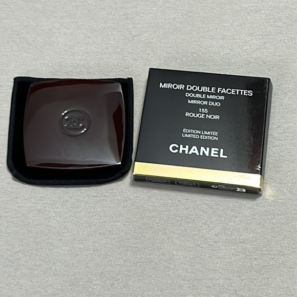 CHANEL Limited Edition Compact Mirror Duo Rouge Noir - Picture 6 of 12
